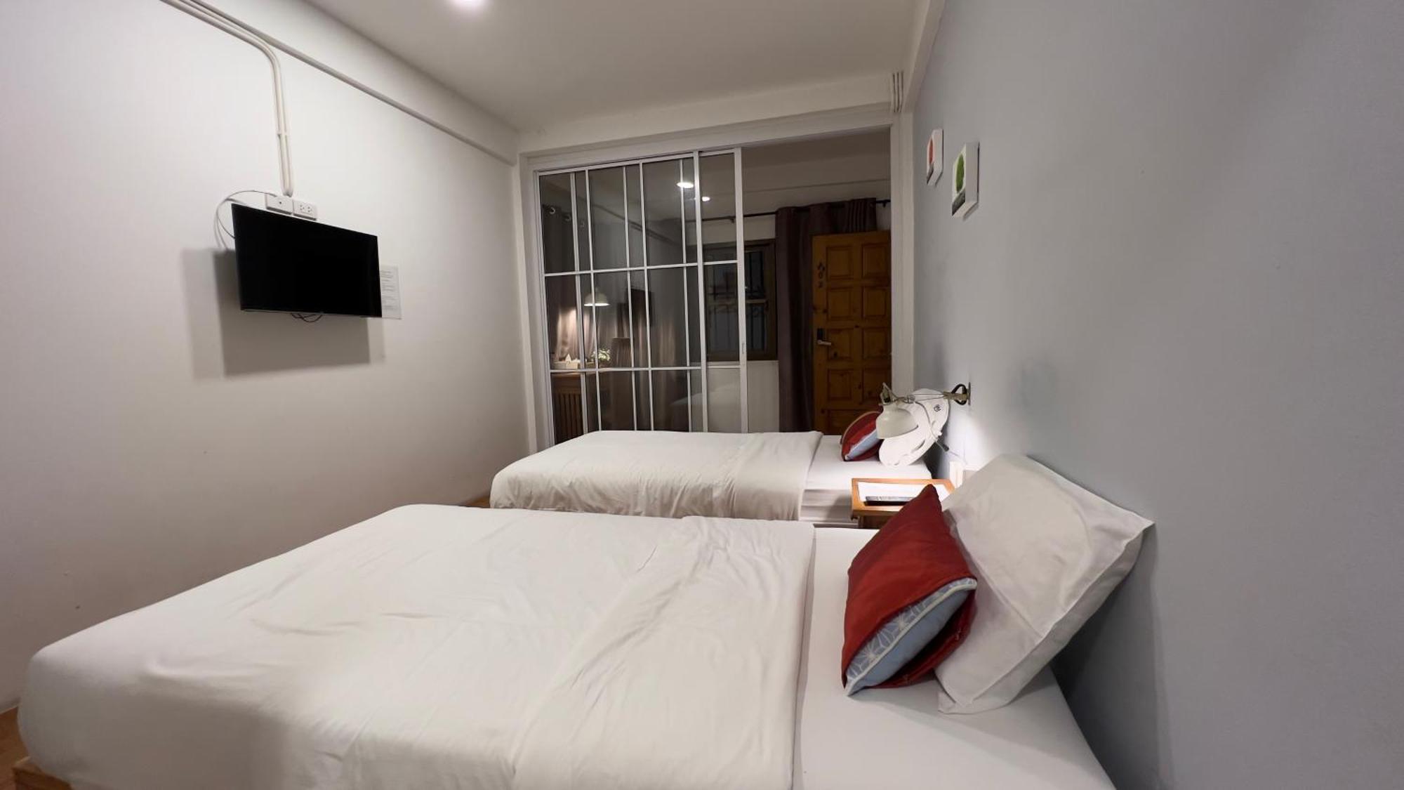 Chiang Mai Gate House Hotel Room photo