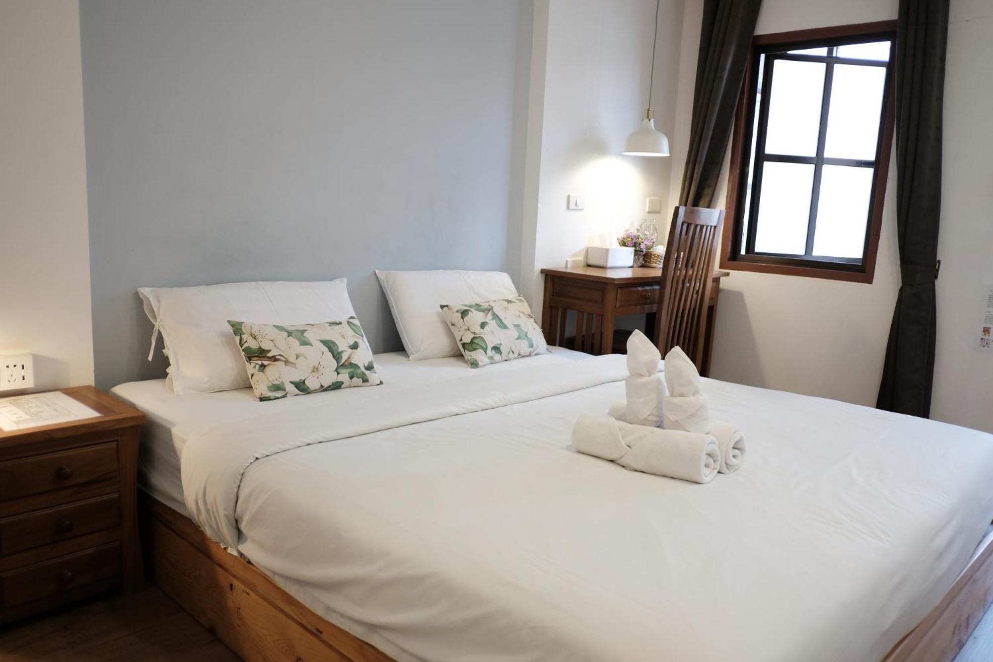 Chiang Mai Gate House Hotel Room photo